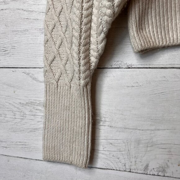 H&M Sweater Womens Size Medium Oatmeal Flounced Cable Knit Ruffle Crop Fall Wear - Picture 8 of 16
